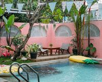 Santai Seru! Makan Sambil Ngumpul Bersama Keluarga di Resto Taman