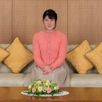 Sudah tak dapat tahta, Putri Aiko pun harus memilih cinta atau gelarnya. Faktanya, sebagai anggota keluarga kerajaan Jepang, dia hanya bisa menikah dengan nobleman, gelar bangsawan Jepang.  Foto: Dok. TheImperialHouseholdAgencyof/AFP, Getty Images