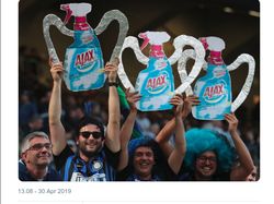 Meme Perkasanya Ajax Gilas Tottenham