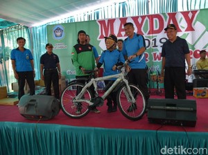 Buruh Lamongan Tidak Rayakan May Day di Jalan, Ini Alasannya