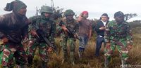 Cerita TNI yang Berjaga Tower di Pegunungan Intan Jaya Papua
