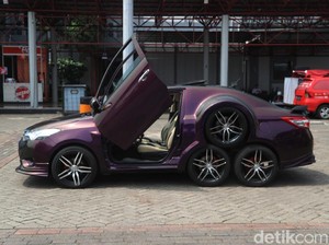 Yang Unik di IIMS 2019: Mobil Roda 8 dari Bandung