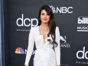 Perdana ke Cannes, Gaya Priyanka Chopra Terinspirasi Putri Diana