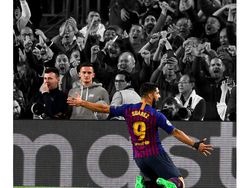 Meme Liverpool Dilumat Barcelona, Ada Messi Hipnotis Van Dijk