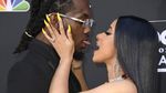 Lagi-lagi Cardi B Pamer Kemesraan Bareng Offset