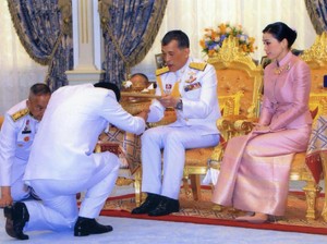 Perjalanan Hidup Suthida, Mantan Pramugari yang Jadi Ratu Thailand