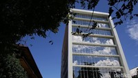 Gedung baru tersebut diberi nama Mochtar Riady Social & Political Research Center.