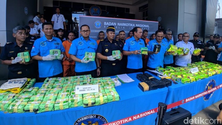 BNN Ungkap Kasus Sabu dalam Kemasan Teh China di Sumatera BNN Ungkap Kasus Sabu dalam Kemasan Teh China di Sumatera