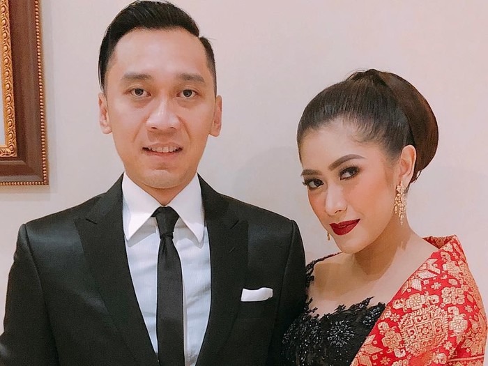 Ibas Yudhoyono dan Aliya Rajasa