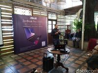 Acara peluncuran Asus