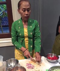 Mengintip Kuliner Kasunanan Surakarta Melalui Dapur Gondorasan