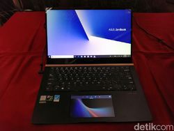 Melihat Laptop Anyar Asus, Punya Dua Layar Speknya Gahar