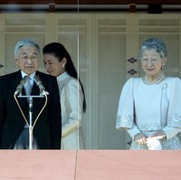 Putri Masako Owada pun dikatakan merupakan tiga wanita dari 800 pelamar yang lulus ujian Kementerian Luar Negeri Jepang pada 1986. Tak hanya pintar akademis, Putri Masako juga dilaporkan pandai bermain olahraga softball, ski, dan tennis. Foto: Getty Images