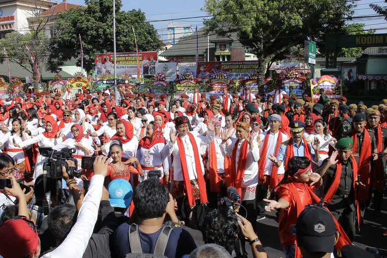 Wali Kota Hendi Ingin Goyang Semarangan Jadi Ikon Kota Semarang Wali Kota Hendi Ingin Goyang Semarangan Jadi Ikon Kota Semarang