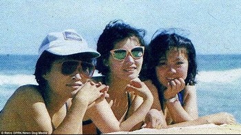 Pariwisata menjadi sumber pendapatan penting bagi Korea Utara sampai saat ini meskipun pengunjung tetap terbatas. Iklan ini kala itu juga dianggap propaganda bahwa Korea Utara sama saja suasananya dengan negara-negara lainnya. (Foto: Retro DPRK/News Dog Media)