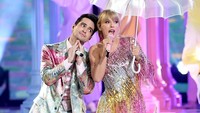 Banyak yang memuji penampilan Taylor dan Brandon. Kevin Winter/Getty Images for dcp