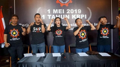 Begini Aksi May Day Pekerja Pelabuhan di Surabaya