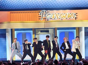 Live Streaming Billboard Music Awards 2021 Tonton di Sini!