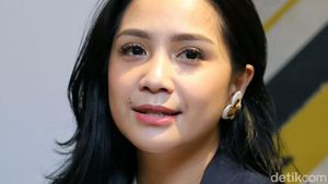 Jangan Iri, Ini Jumlah Uang Bulanan Para Artis dari Suaminya