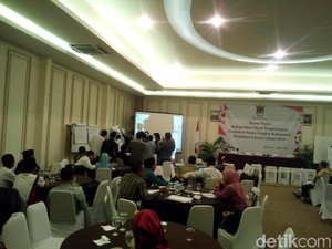 Hasil Rekapitulasi KPU Kudus, Jokowi Menang Banyak dari Prabowo