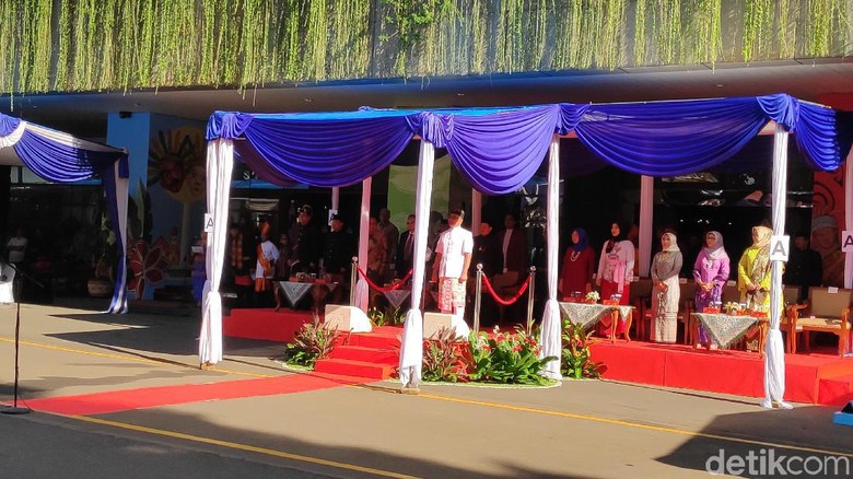 Pimpin Upacara Hardiknas, Ini Pesan Mendikbud Pimpin Upacara Hardiknas, Ini Pesan Mendikbud