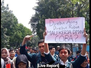 KM ITB Jelaskan Poster Mau Kerja Dimana Coba? yang Viral