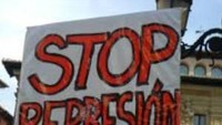 Potret aksi di Spanyol pada 2015. Dikutip dari buku Political Theorists in Context tulisan Stuart Issacs dan Chris Sparks, anarcho-syndicalism atau anarko-sindikalisme adalah cabang dari anarkisme yang berkonsentrasi kepada pergerakan buruh. Anarko sindikalisme meyakini bahwa hanya penghapusan sistem upah dan pembentukan manajemen industri yang mandiri dapat membebaskan para pekerja.  (Situs iwa-ait.org)