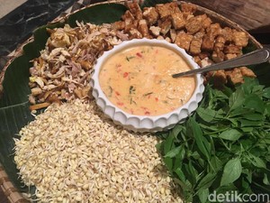 Demo Memasak Masakan Khas Kasunanan Keraton Surakarta