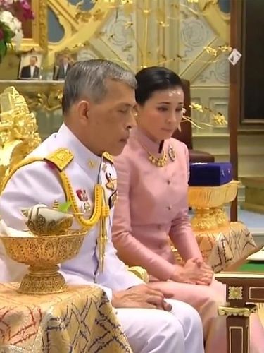 Ini Ratu Baru Thailand, Eks Pengawal yang Gosipnya Jadi Selingkuhan Raja