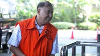 Markus Nari tiba di gedung KPK, Jakarta, Jumat (3/5).