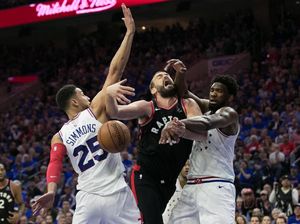 Hasil NBA: Menangi Gim Ketiga, Sixers Ungguli Raptors 2-1