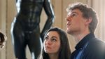 Foto: Kencan Semalam di Louvre