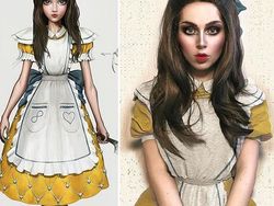 Aksi Cosplayer Cantik Asal Rusia Bikin Terpana