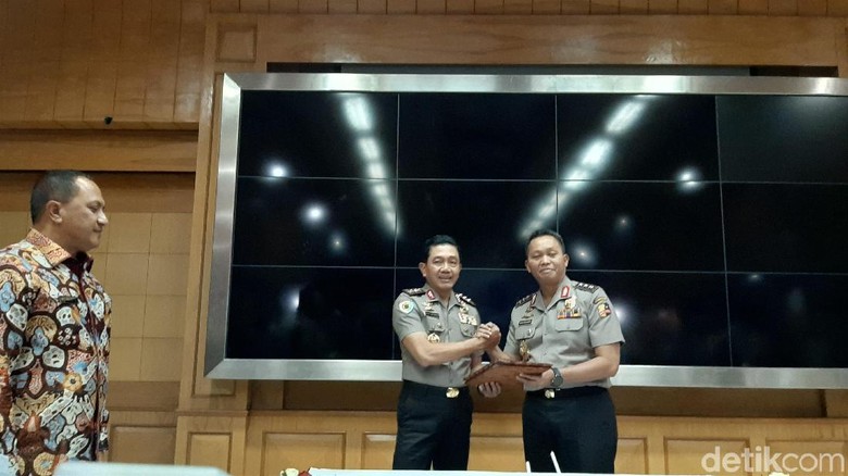 Jabat Kasatgas Saber Pungli, Moechgiyarto Diminta Cegah Penyimpangan Petugas Jabat Kasatgas Saber Pungli, Moechgiyarto Diminta Cegah Penyimpangan Petugas
