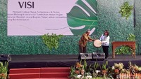Kebun Raya Indrokilo Boyolali (KRIB) Boyolali resmi diluncurkan. Di sana dapat dijumpai tumbuhan langka hingga Air Terjun Niagara versi lokal (Ragil/detikcom) 
