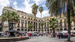 Foto: Plaza Reial, Tempat Fans Liverpool Rusuh di Barcelona