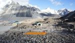 Potret Gunung Everest dan Masalah Tinja Pendaki