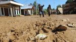 Lumpur Rendam Desa di Bengkulu Pasca Banjir Bandang