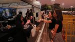 Penonton Serbu Merchandise Sebelum Ed Sheeran Konser di GBK