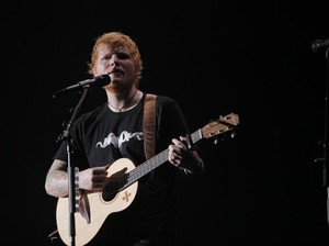 Gak Jadi di GBK, Konser Ed Sheeran Pindah ke JIS