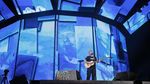 Ngamen Berkelas ala Ed Sheeran di GBK