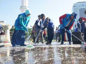 Sambut Ramadan, Oded dan Warga Bebersih Bandung