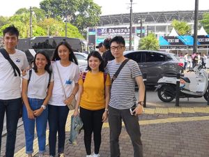 Cerita Penonton Konser Ed Sheeran Rela Datang Sejak Lama