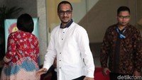 Dalam pertemuan tersebut Samad juga akan menyinggung tentang perkembangan pengusutan kasus teror penyiraman air keras terhadap Novel Baswedan serta sejumlah teror lain kepada pimpinan ataupun pegawai KPK. Dukungan, disebut Samad, sangat penting bagi KPK saat ini.