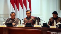 Rapat juga membahas persiapan Idul Fitri.