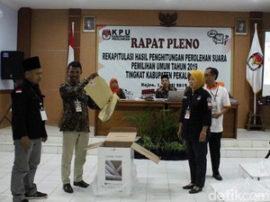 Sempat Molor, Hasil Rekapitulasi KPU Pekalongan, Jokowi Unggul