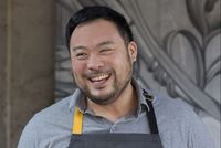 Chrissy Teigan dan David Chang Akan Hadir di Program Masak Baru di Netflix