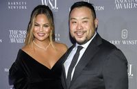 Chrissy Teigan dan David Chang Akan Hadir di Program Masak Baru di Netflix