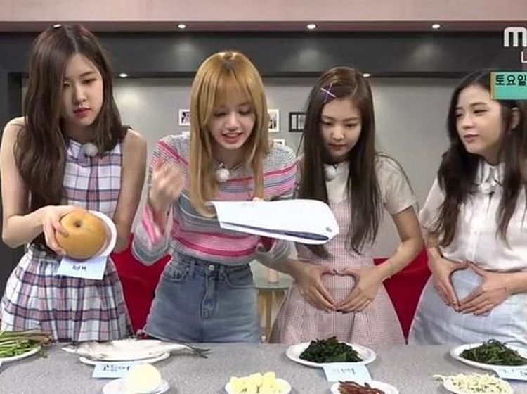 Ini Dia Bukti Kalau Member Blackpink Pintar Memasak!