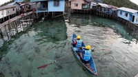 Dalam peringatan hari buruh 1 Mei 2019 lalu, pegawai PLN terus berjuang melaksanakan penyambungan listrik di Pulau Natuna, pulau cantik di ujung Indonesia. Pool/PLN.